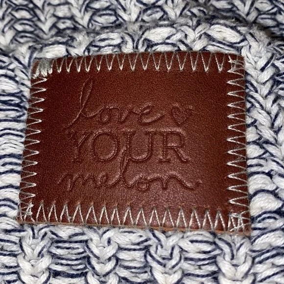 Love your melon ribbed blue and white beanie - Picture 4 of 7